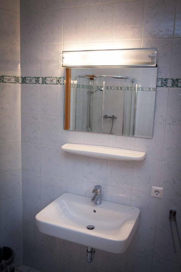 Weinbau Pronegg Vlg. Krainz Apartment Лейтшах Екстериор снимка